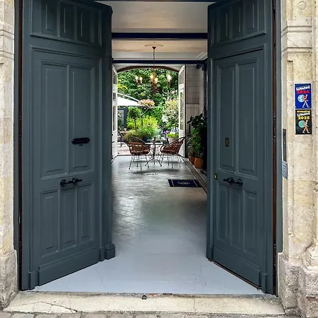 Bed and breakfast La Demeure Numéro 5 4*